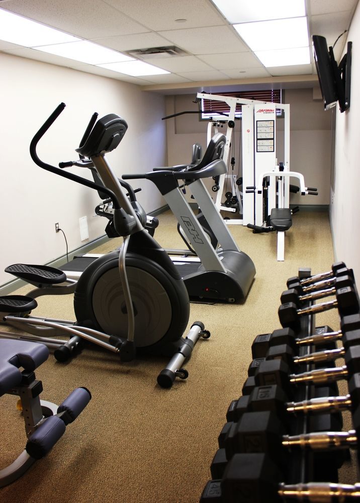 Travelodge By Wyndham Fort Mcmurray Ngoại thất bức ảnh